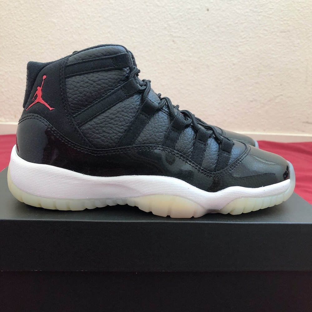 Air Jordan 11 (GS)